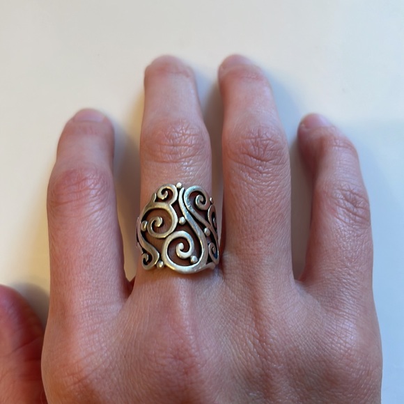 James Avery Jewelry - James Avery Long Sorrento Silver Ring Size 7